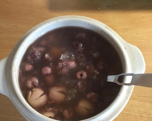 健康美味的薏米红豆浓浆（家庭制作）