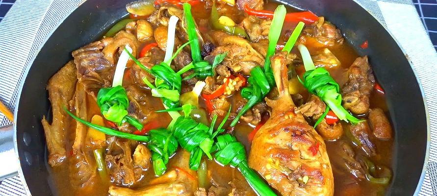 美食家的必尝佳肴-鸭肉烧茭白（传统美味的家常菜）