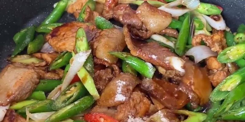 学会这道香辣小炒肉，美食生活多姿多彩（家常美食）