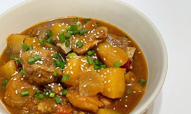 试试这道香辣土豆烧排骨吧（简单易学）
