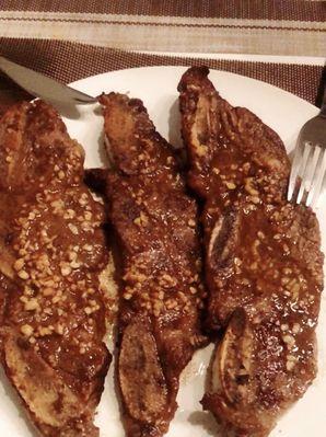 香烤孜然朵椒三文鱼皮（如何制作美味的三文鱼皮）