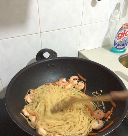 丝瓜大虾面条（清爽美味）