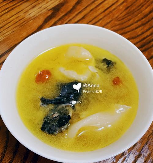 滋补美容佳肴，以乌鸡花胶汤为主（掌握这道食谱）