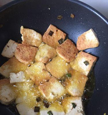 糖醋油煎豆腐干（快手家常菜肴）