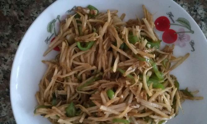 酸辣芋头丝的制作方法（香辣酸爽）