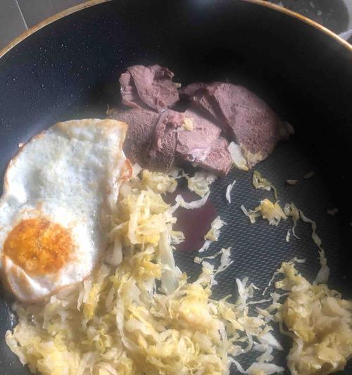 自制酸菜牛肉粉丝（家庭美食做法）