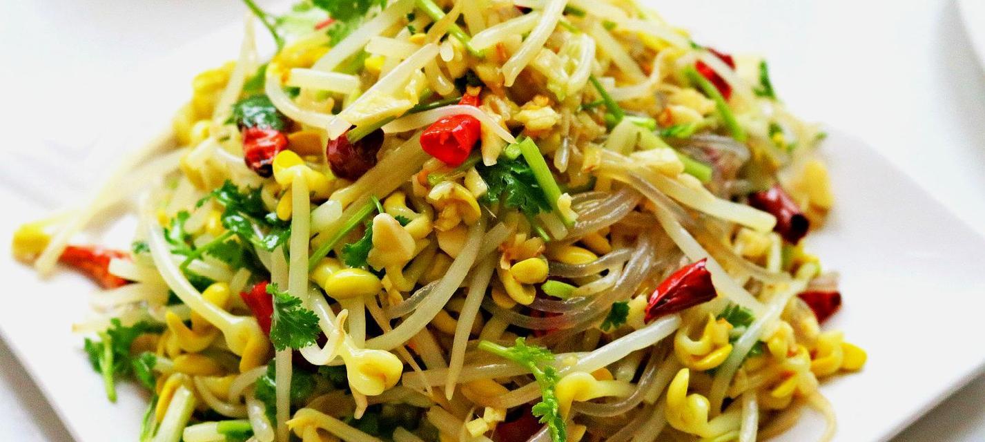 酸菜绿豆面的制作方法（享受酸辣风味的美食佳品）