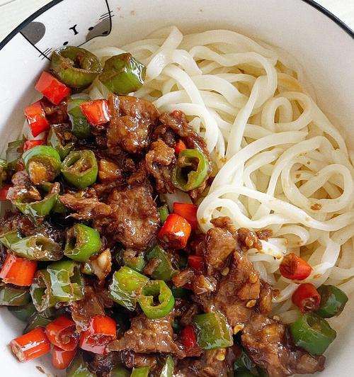双椒猪肉辣酱的制作方法（家常辣味美食）