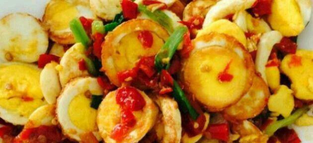 双椒肉糜炒鸡蛋，美味可口的家常菜（健康美味）