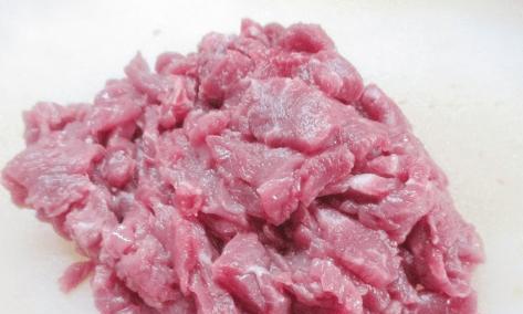 学会双花炒牛肉，让你的口感更升级（简单易学）