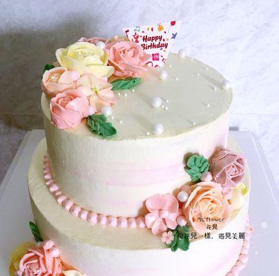 双层蛋糕奶油裱花制作指南（美味与艺术的完美结合）
