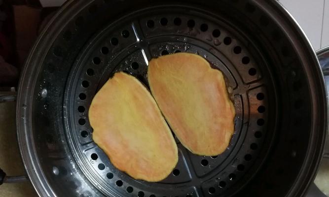 手把手教你制作美味薯粒小饼（口感酥脆）