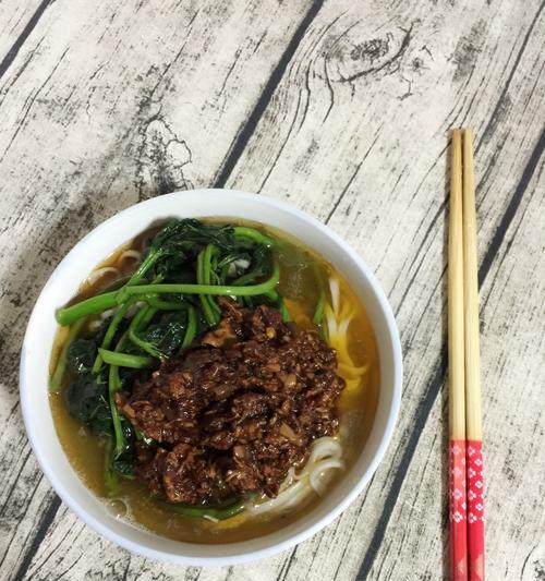 蔬菜杂酱——健康美味的料理选择（用蔬菜的多样性）