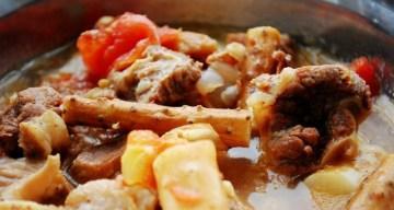 山药土豆红焖鸭肉的做法（家常美味）