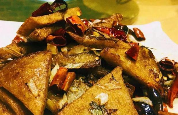 山西清徐沾片子的制作方法（领略传统美食文化）