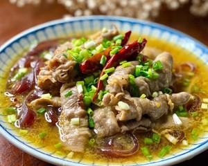 以山椒酸汤肥牛为主题的烹饪方法（重庆餐馆级别的口感）