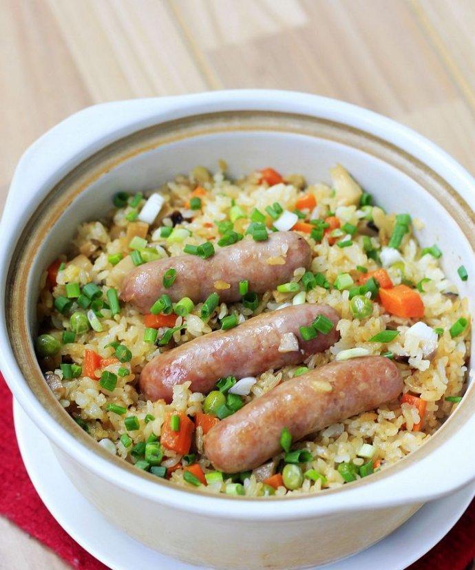砂锅煮饭的制作方法（口感独特）