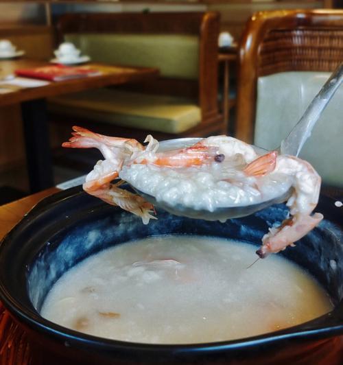 砂锅杂蔬粥——一道营养丰富的美食（口感细腻）