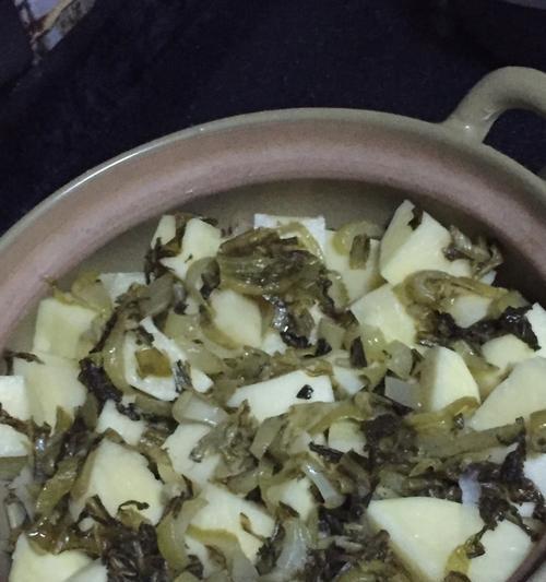砂锅酸菜的美食制作（一次掌握）