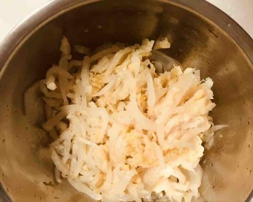 砂锅酸菜的美食制作（一次掌握）