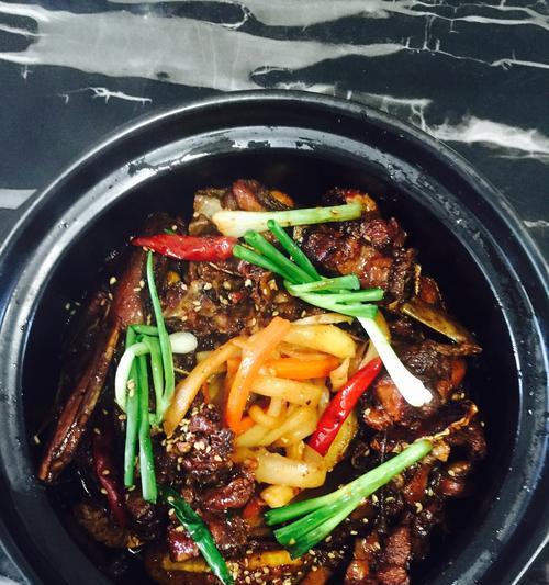 砂锅啤酒鸭，一锅暖心暖胃的美味（一道经典老菜）