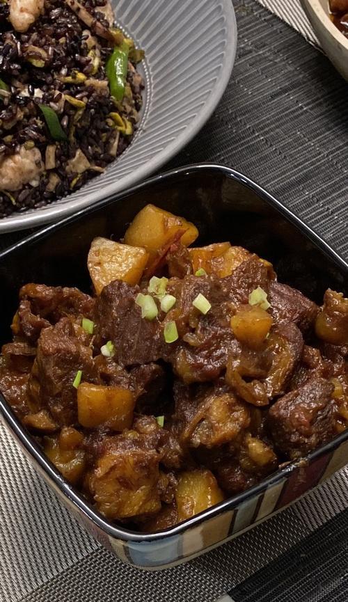 手把手教你做出美味砂锅牛肉（教你如何选购牛肉）