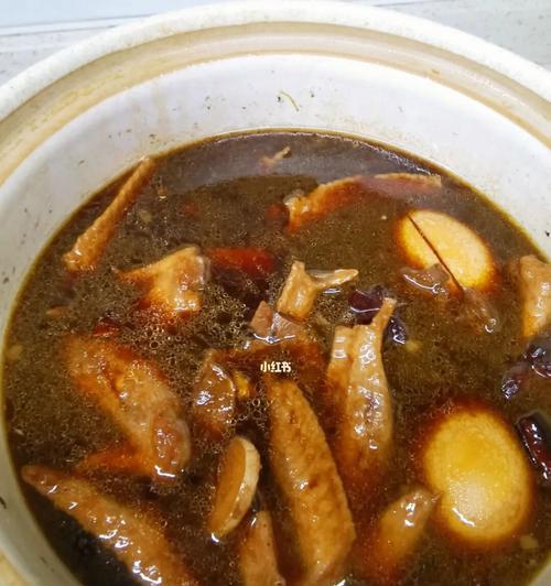 砂锅鸡肉丸，健康美味双享受（小清新的健康饮食好选择）