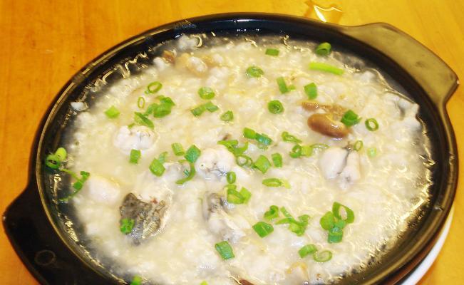 砂锅干贝蔬菜粥的做法（家庭美食健康营养煮出好味道）