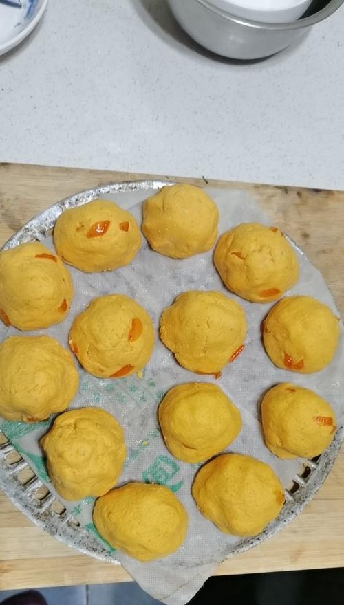 沙枣窝头，健康好滋味（自制沙枣窝头的简单方法）