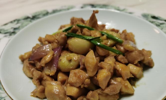 学会这道菜，你就是家宴大厨（以沙姜白切鸡为主角的美食之旅）