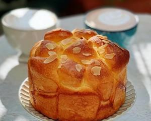 日式香浓炼乳面包制作全攻略（家庭自制轻松做出口感细腻）
