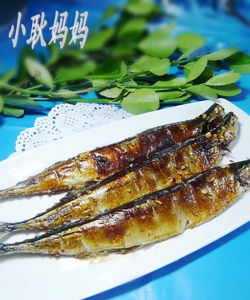 秋刀鱼之日式烤法（口感鲜美）