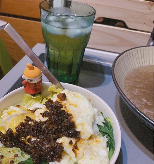 日式XO捞面便当的制作方法（享受原汁原味的日式美食体验）