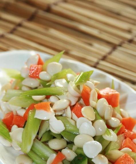 裙带菜拌黄豆芽韩式拌菜的做法（简单易学）