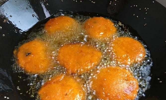 健康美味，全麦红薯饼的制作方法（全谷物、低脂肪、高营养、香脆可口）