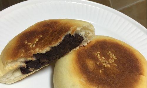自制全麦红豆包（健康美味的早餐选择）