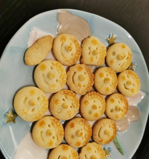 双色圈圈饼干的制作方法（做出美味的双色圈圈饼干）