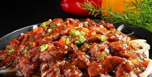 美味佳肴——以蚯处鸡为主角的烹饪方法（口感鲜美）
