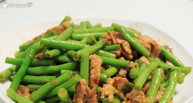 馋嘴豇豆怎么做？详细步骤和技巧是什么？