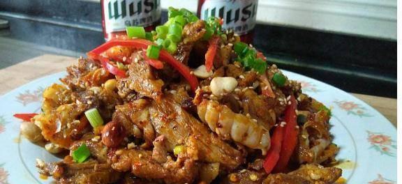 拆骨肉怎么做才好吃？家庭版拆骨肉的做法步骤是什么？