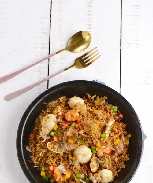茶油炒饭怎么做？有哪些独特步骤和技巧？