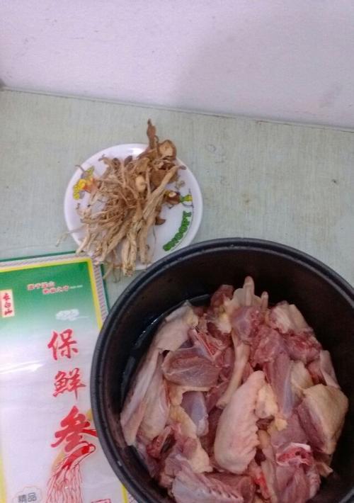茶树菇老鸭汤怎么做？有哪些步骤和技巧？