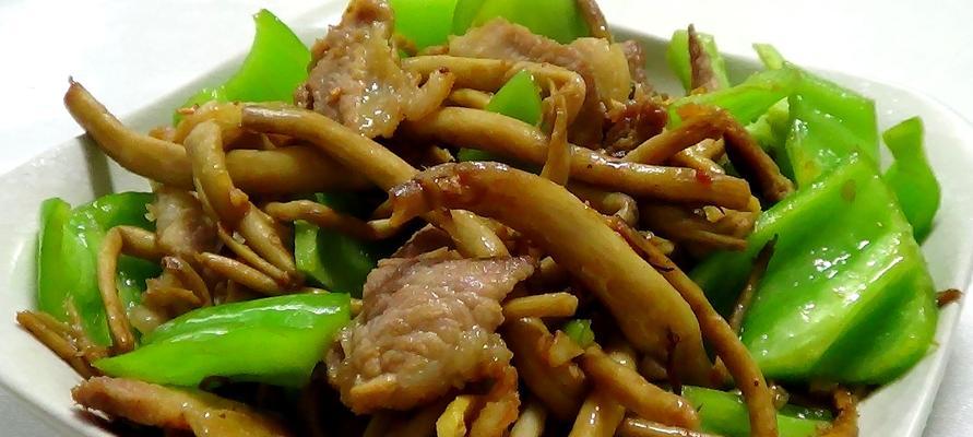 茶树菇炒肉丝的做法是什么？如何炒出鲜嫩多汁的口感？