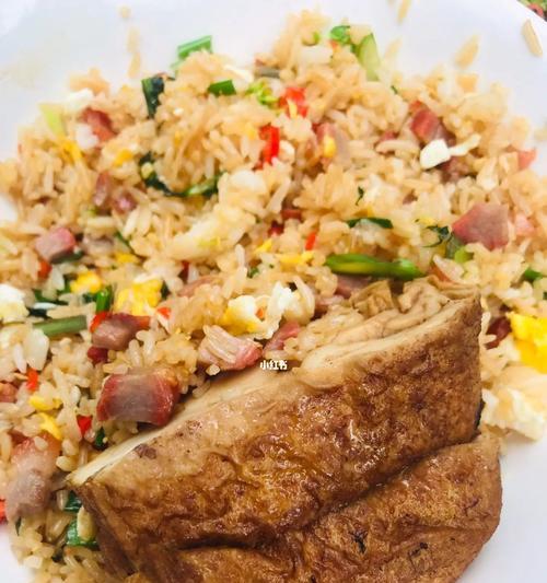 叉烧木耳炒饭怎么做？步骤和技巧有哪些？