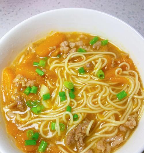 叉烧酱猪肉煮南瓜怎么做？步骤和技巧有哪些？