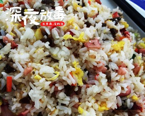 叉烧蛋炒饭怎么做？步骤和技巧有哪些？