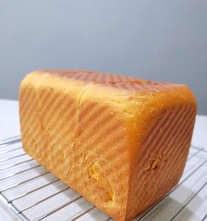 层层爱吐司版的做法是什么？如何在家轻松制作？