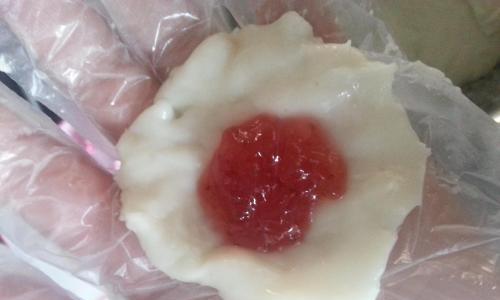 草莓糯米糍怎么做？详细步骤和技巧是什么？