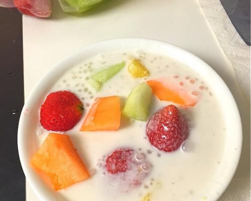 草莓红豆西米露怎么做？详细步骤和常见问题解答？