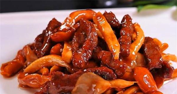 草菇牛肉怎么做才好吃？详细步骤和技巧是什么？